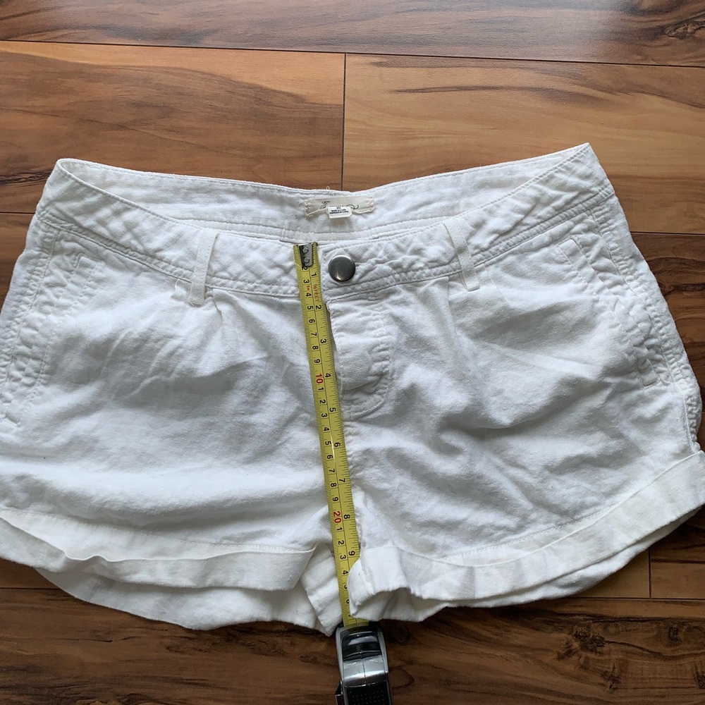 Forever 21 cuffed hem shorts 30 - Picture 3 of 8